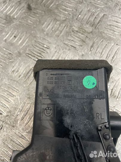 Дефлектор обдува салона левый Bmw X1 E84 N46B20