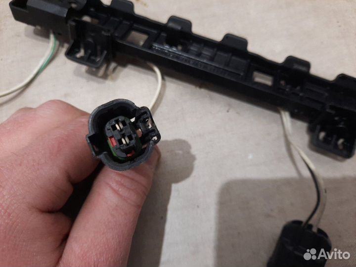 Проводка форсунок Bmw 118 F20 N13B16 2015
