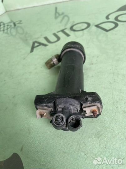 Форсунка омывателя фар Audi Q7 4L 4.2L BAR 2007