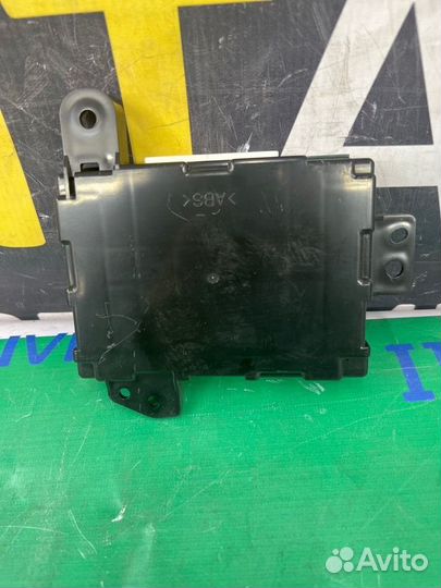 Блок электронный Toyota 4Runner 4 1grfe 2005-2009