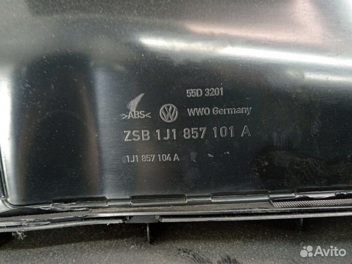 Бардачок (вещевой ящик) для Volkswagen Golf 4