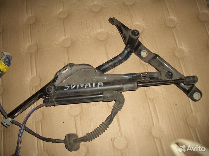 Петля крышки багажника\правая\ hyundai Sonata IV