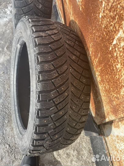 Michelin X-Ice North 4 205/55 R17