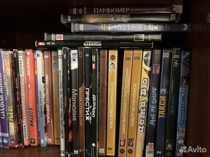 Dvd диски с фильмами, мультфильмами
