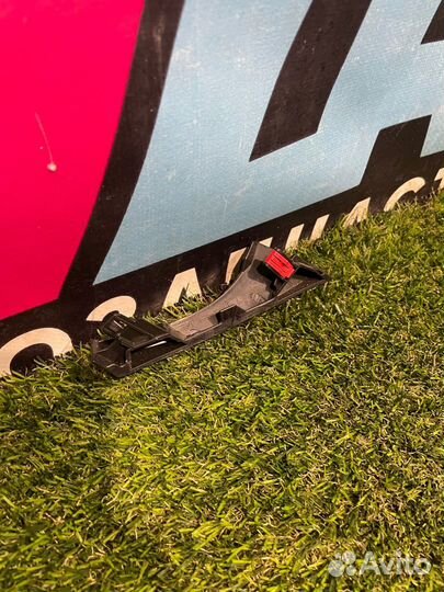 Декоративная накладка торпедо левая Fiat 124 2018