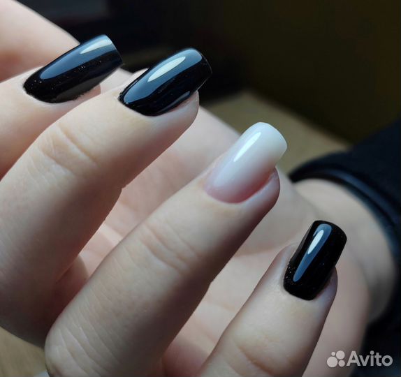 Маникюр и педикюр