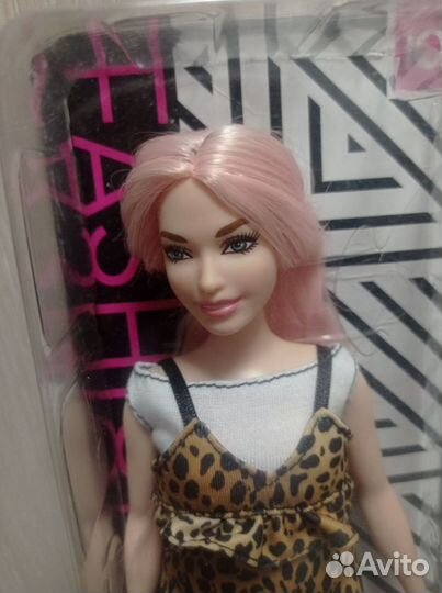 Mattel Кукла Barbie Fashionistas 109