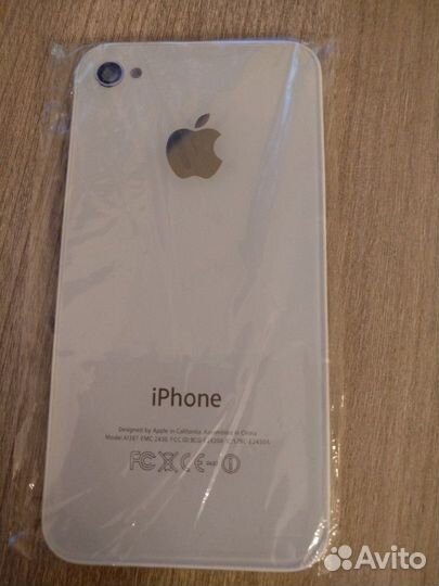 Задняя панель на iPhone 4/4s