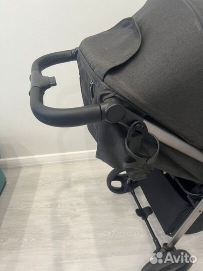 Прогулочная коляска Carrello bravo