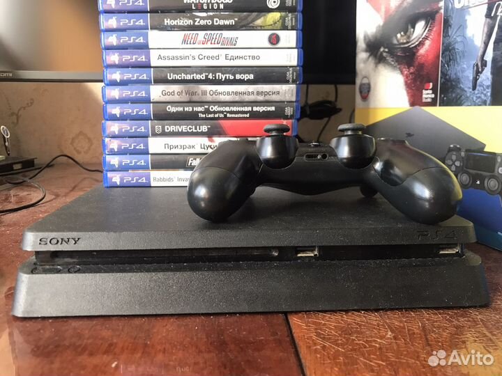 Игровая приставка Sony PS4 slim 500Gb