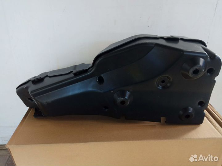 Кожух компрессора AMK Range Rover Discovery Sport