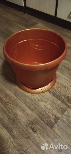 Горшок для растений