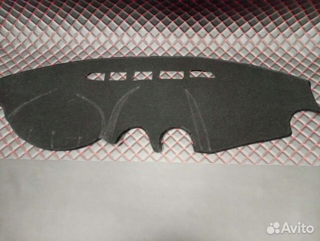 Накидка на панель на Лада Гранта