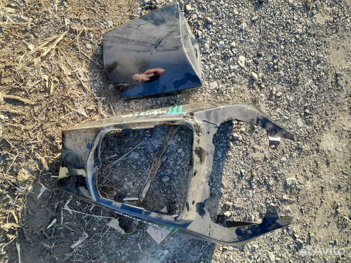 Комплект пластика на Yamaha yzf r6 2003-2005