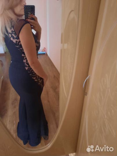 Вечернее платье
