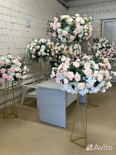 Аренда свадебных композиций