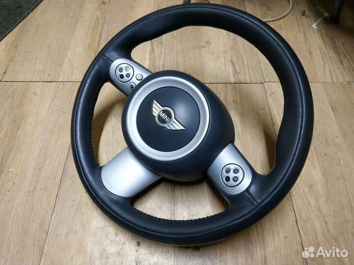 Руль Мини Купер R50 с аэрбегом и кнопками