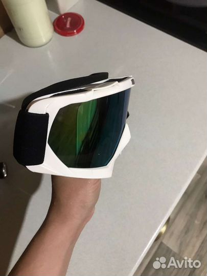 Горнолыжные очки