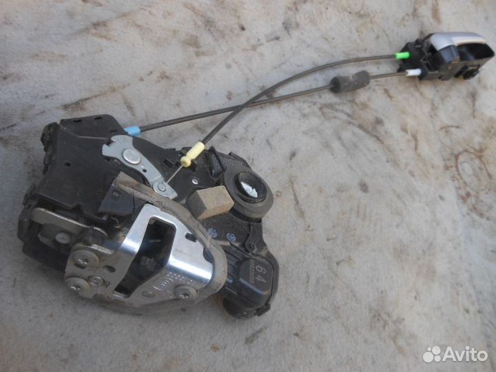 Замок двери для Suzuki Grand Vitara 2005-2015