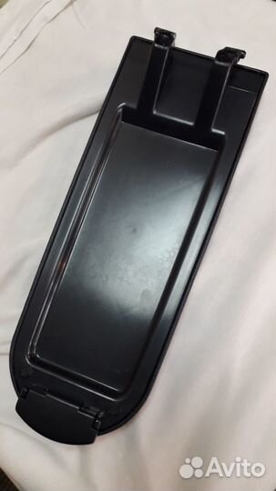 Новая крышка подлокотника skoda