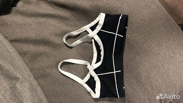 Топ женский спортивный