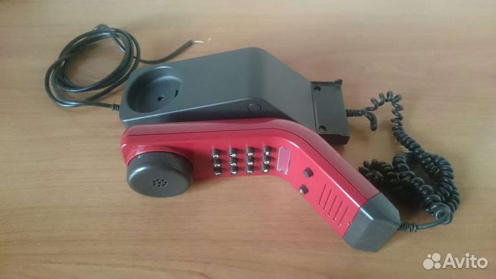 Стационарный кнопочный телефон 
