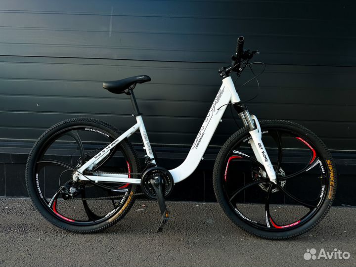 Велосипед на литых дисках