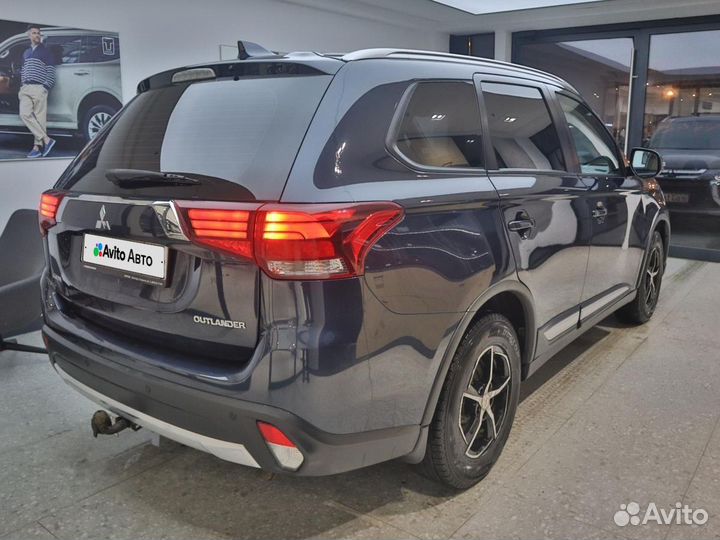 Mitsubishi Outlander 2.0 CVT, 2017, 139 250 км