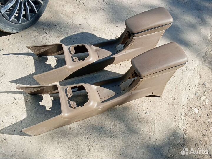 Подлокотник на samand