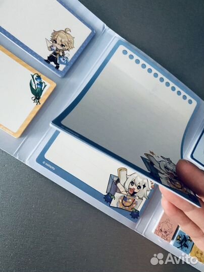 Блокнот с клейкими стиреками genshin impact