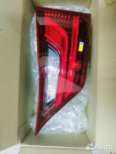 Фонарь на крышку багажника Lexus GS