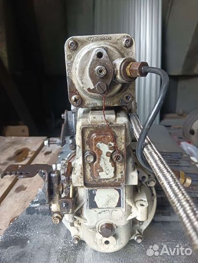 Топливный насос Дон Фенг