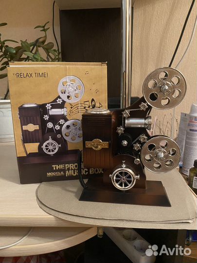 Изделие декоративное, музыкальное «кинокамера»