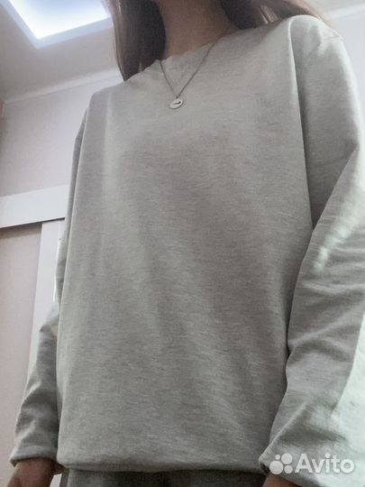 Серый свитшот