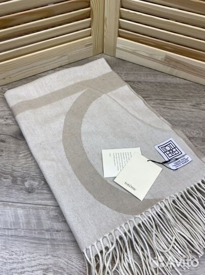 Toteme шарф новый