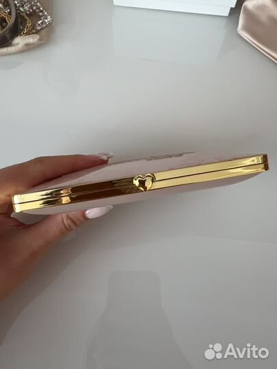 Палетка теней too faced
