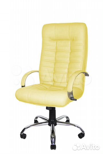 Офисное кресло
