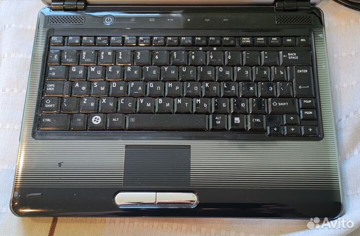 Ноутбук toshiba u400