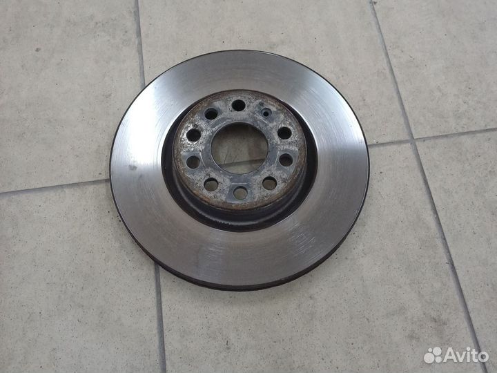 Passat б6 диск тормозной