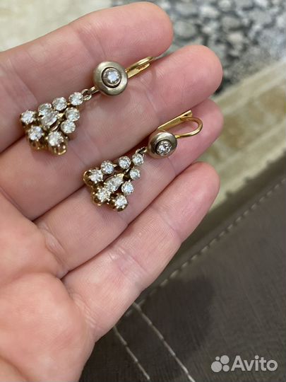 Золотые серьги