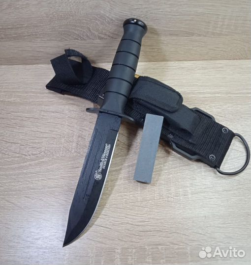 Нож Smith & Wesson