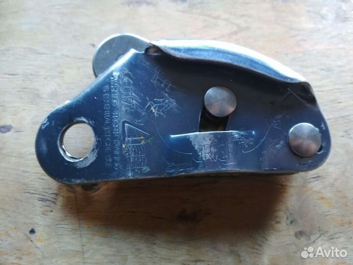 Спусковое устройство GRI-GRI от фирмы Рetzl