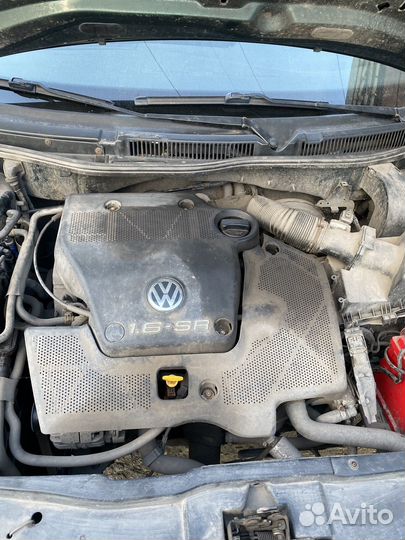 Двигатель в сборе с МКПП AKL