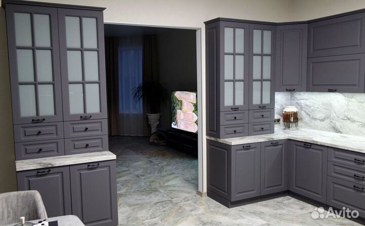 Кухонный гарнитур на заказ под ключ