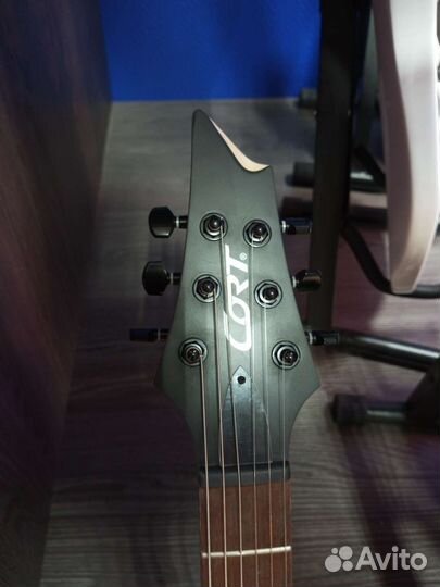 Электрогитара суперстрат Cort KX100