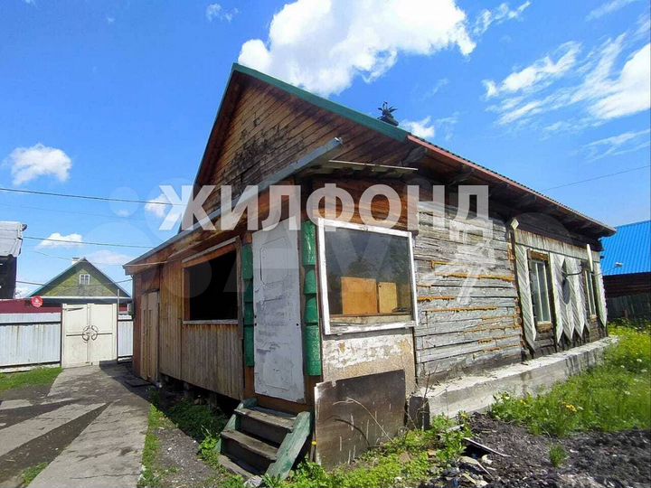 Дом 52 м² на участке 12 сот.