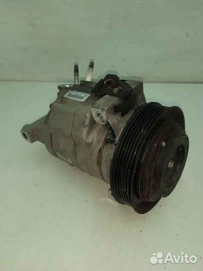 Компрессор кондиционера Jeep Grand Cherokee WK2 EX