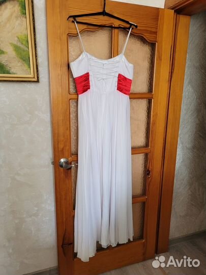 Вечернее платье