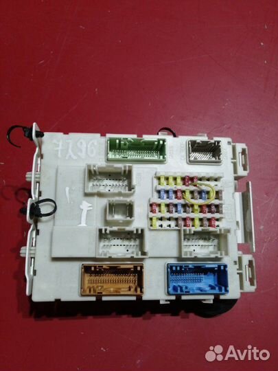 Блок предохранителей Ford Focus 3 2013