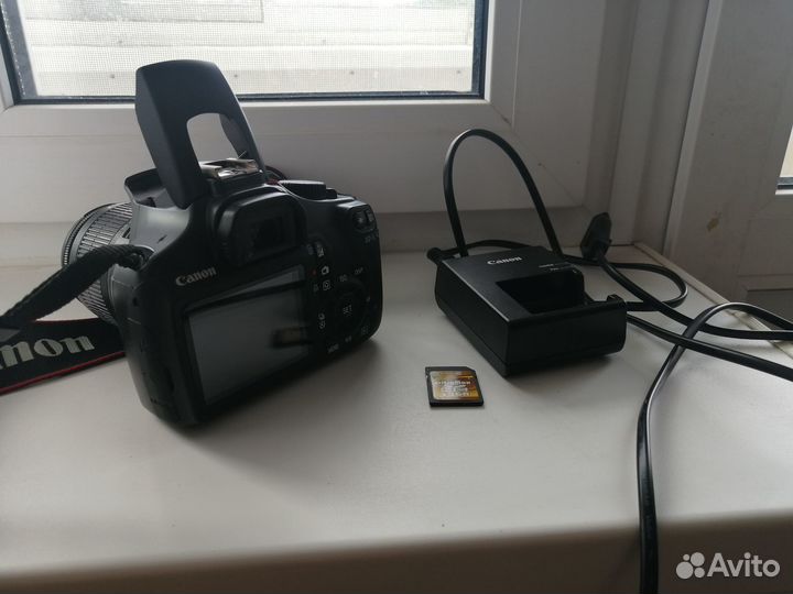 Зеркальный фотоаппарат canon 1100d